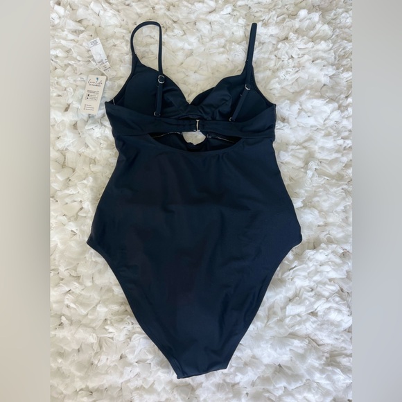 NWT Women's Twist Front Cutout One Piece Swimsuit SIZE MEDIUM - Picture 9 of 17